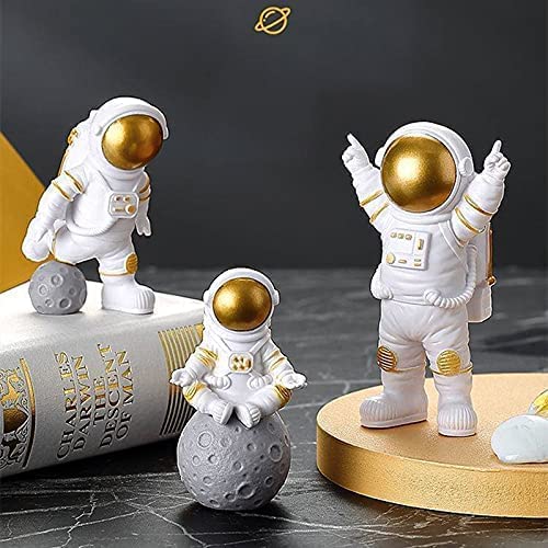 Space Astronaut Action Figure Toys 3PC Spaceman Figurine Statue Set for Showpiece Home Living Room Decor Office Desktop Decoration Car Dashboard Space Toys Kids Gift